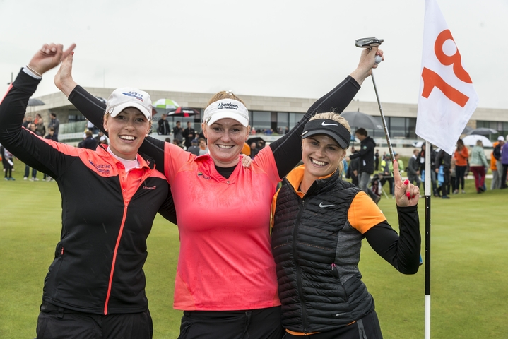 Skotland vandt Ladies Nations Invitational. Fra venstre ses Laura Murray, Kylie Walker og Carly Booth